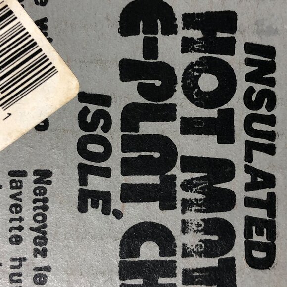 Hallmark Insulated Hot Mat Made in U.S.A. Set of 2 Basket of Flowers - Picture 5 of 5